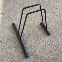 Soporte FAD compacto para parar la bicicelta LIQUIDACIÓN