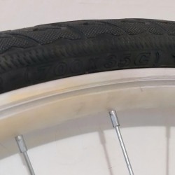 Rueda delantera R28 Cámara y Cubierta 700x35 LIQUIDACION
