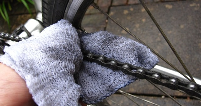 Limpieza de cadena de bicicleta